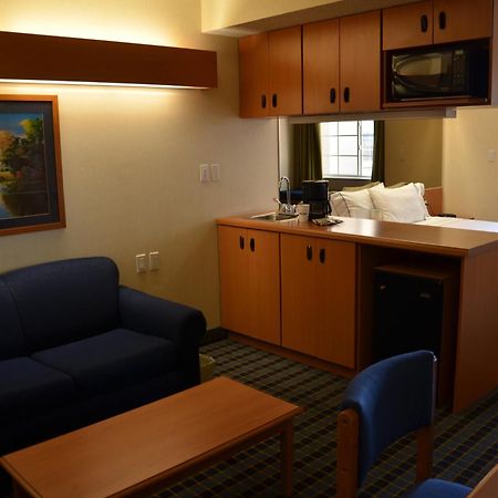 Microtel Inn & Suites By Wyndham Chihuahua Camera foto